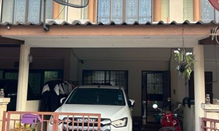 ขายทาวน์เฮาส์ - ทาวน์โฮม 2 ชั้น โครงการ ลินดาเฮ้าส์ (ข้างศูนย์อีซูซุ พานทอง)