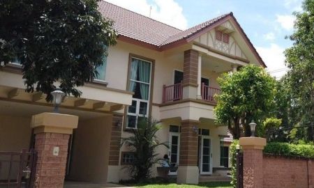 ให้เช่าบ้าน - ให้เช่าบ้านเดี่ยว หลังมุม 4 ห้องนอน พร้อมเรือนรับรอง บ้านหัวมุมติดถนนใหญ่ ติดสวนหย่อม 2 สวน ทำเลดีที่สุดในโครงการ