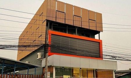 ให้เช่าอาคารพาณิชย์ / สำนักงาน - ตึกเดี่ยว 2 ชั้นครึ่งกสวยบิ้วอินทั้งหลังแต่งครบสวยจัดเต็มสามารถประกอบกิจการได้เลย