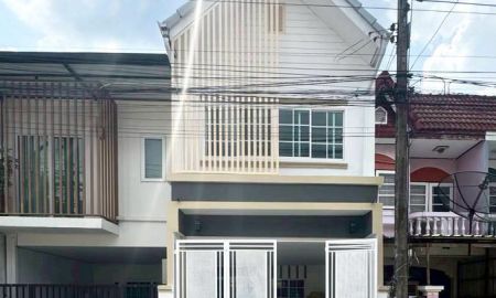 ขายทาวน์เฮาส์ - หมู่บ้านฉัตรณรงค์วิลล่า 3 ถ. ลำลูกกา ซ. เปียร์นนท์ ใก้ลสถานีรถไฟฟ้าคูคต