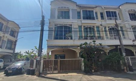 ให้เช่าทาวน์เฮาส์ - ให้เช่าทาวน์โฮม บ้านกลางเมืองพระรามเก้า ศรีนครินทร์ เฟอร์ครบ หลังมุม วิวธรรมชาติ พร้อมอยู่