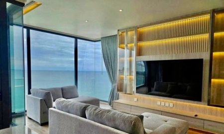 ให้เช่าคอนโด - For Rent Arom Wongamat วิวทะเลด้านหน้า ลิฟต์ส่วนตัว