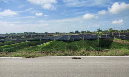 ขายที่ดิน - ขายที่ดิน 4 ไร่ 135 ตารางวา อ.ไทรน้อย จ.นนทบุรี หน้ากว้างติดถนนตัดใหม่ บรรยากาศดี