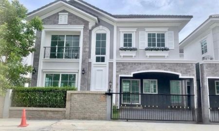 ให้เช่าบ้าน - ให้เช่าบ้านแฝดสไตล์อังกฤษ Golden Neo บางนา สวนหลวง