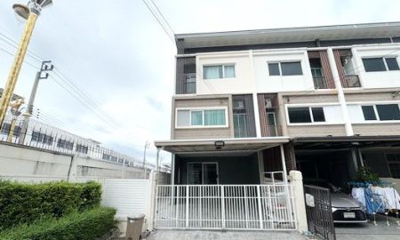 ให้เช่าทาวน์เฮาส์ - ให้เช่า] หมู่บ้าน พาทิโอ บางนา-วงแหวน / 3 ห้องนอน 3 ห้องน้ำ / 25 ตรว. 170 ตรม. **30,000**