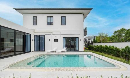 บ้าน - ขาย/บ้านพลูวิลล่าให้เช่า บ้านเดี่ยวสไตล์ Luxury Villa ใกล้โรงเรียนนานาชาติชั้นนำในพัทยา