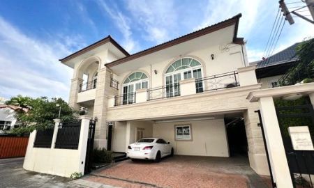 ให้เช่าบ้าน - ให้เช่า] บ้านเดี่ยวพูลวิลล่า สุขุมวิทซอย 4 / 4 ห้องนอน 5 ห้องน้ำ / 69 ตรว. 400 ตรม. **200,000**