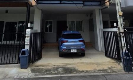 ขายทาวน์เฮาส์ - ขายทาวน์โฮม 3 ชั้น ในโครงการ Motown Brio แจ้งวัฒนะ-ประชาชื่น ราคาพิเศษที่สุดในโครงการ! มีเพียงหลังเดียวเท่านั้น