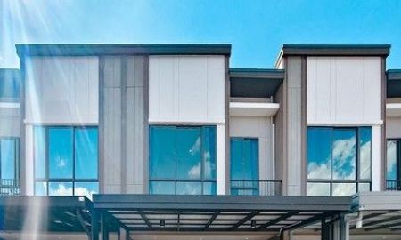 ขายบ้าน - ขายบ้าน ทาวน์โฮม2ชั้น สไตล์โมเดิร์น วี คอมพาวด์ V Compound บางนา ศรีนครินทร์ (ถ.หนามแดง-บางพลี)