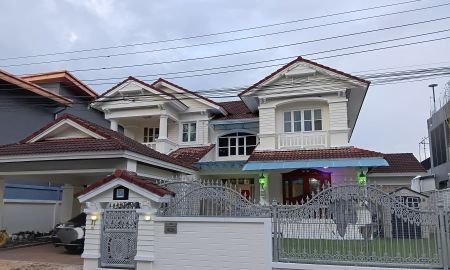 ขายบ้าน - ขายบ้านเดี่ยวหลังใหญ่ 2 ชั้น ม.มัณฑนา สวนหลวง ร.9 เป็นส่วนตัว หน้าบ้านติดสวน ที่ดิน 114.4 ตรว. พื้นที่ใช้สอย 400 ตรม. เฟอร์นิเจอร์ครบ พร้อมอยู่