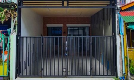 ขายบ้าน - ขาย ทาวน์เฮ้าส์ 2ชั้น ย่านร่มเกล้า มีนบุรี มบ.รินทิชา ถ.ร่มเกล้า6 รีโนเวทใหม่ สไตล์Modern Luxury ต่อเติมเต็ม พร้อมอยู่