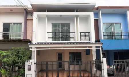 ขายทาวน์เฮาส์ - ทาวน์โฮม 2 ชั้น รีโนเวทใหม่ทั้งหลัง ม.พฤกษาทาวน์ เน็กซ์ ลอฟท์ The Next ซ. 8 พุทธมณฑลสาย 4 เนื้อที่ 18.1 ตรว. 3 นอน 2 น้ำ 2 จอด พิเศษเหลือ 1.65 ล้าน โ