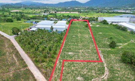 ขายที่ดิน - ขายที่ดินแปลงสวย เขาคันทรง ศรีราชา ใกล้นิคมอุตสาหกรรมWHA