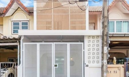 ขายทาวน์เฮาส์ - ขายทาวน์เฮ้าส์17ตรว. ซ.นนทบุรี46 สนามบินน้ำ รีโนเวทใหม่ ฟรีค่าโอน