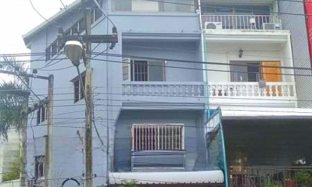 ขายอาคารพาณิชย์ / สำนักงาน - ขายอาคารพาณิชย์ 4 ชั้น ห้องหัวมุม บนถนนเจริญเมือง เชียงใหม่