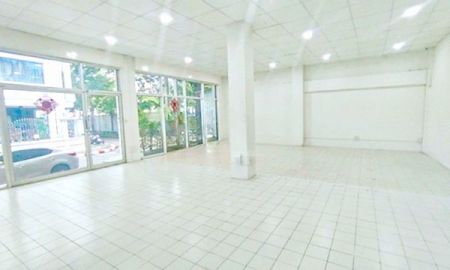 ให้เช่าอาคารพาณิชย์ / สำนักงาน - ม.หอการค้าไทย 370 ม.สำนักงานขนาดใหญ่ 5 ชั้น ฟังก์ชันครบ MRT ห้วยขวาง 1.7 กม. เดอะ สตรีท รัชดา ถ.วิภาวดีรังสิต