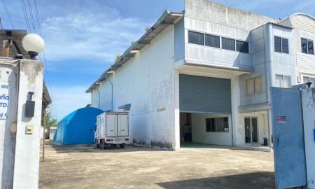 ขายโรงงาน / โกดัง - ขาย อาคาร ออฟฟิต 3 ชั้น ขายที่ดินพร้อมสิ่งปลูกสร้างและอุปกรณ์ ตกแต่งใหม่ ห้องประชุม สำนักงาน