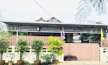 ขายบ้าน - ขายด่วน ! บ้านเดี่ยวชั้นเดียว แปลงหัวมุม ทำเลทอง ใจกลางสัตหีบ