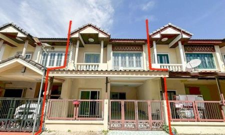 ขายทาวน์เฮาส์ - ขายบ้าน ทาวน์เฮ้าส์ หมู่บ้านวรารักษ์ รามอินทรา คู้บอน ซอยเลียบคลองสอง 27