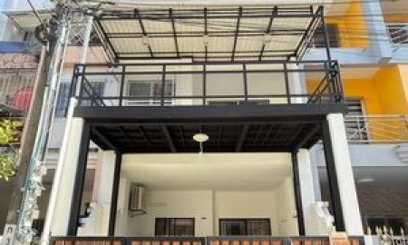 ให้เช่าทาวน์เฮาส์ - ให้เช่า] หมู่บ้าน ซิตี้ พาร์ค พัฒนาการ 38 / 3 ห้องนอน 3 ห้องน้ำ / 20 ตรว. 180 ตรม. **38,000**