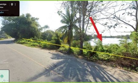 ขายที่ดิน - ขายถูกต่ำกว่าตลาด ที่ดินติดถนนลาดยาง ถนนกว้าง 8 เมตร ใกล้ถนนเลียบคลองชลประทาน ต. โพรงมะเดื่อ อ.เมือง นครปฐม 23 ไร่เศษ