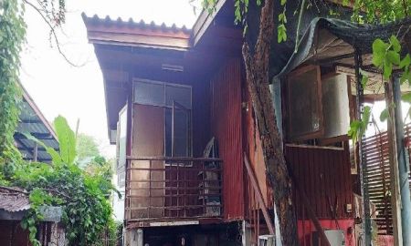 ขายบ้าน - ขายบ้านพร้อมที่ดิน 68 ตารางวา โชคชัย 4 ซอย 78 แยก 7 ลาดพร้าว กรุงเทพ