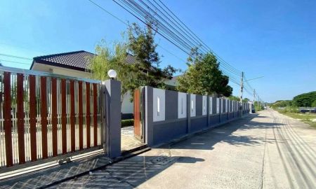 ให้เช่าบ้าน - ให้เช่าพลูวิลล่าหรู สไตล์โมเดิร์นเรียบหรู โซนห้วยใหญ่ พัทยา