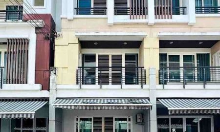 ให้เช่าทาวน์เฮาส์ - ทาวน์โฮม 3ชั้น บ้านกลางเมืองเออร์บาเนี่ยนพระราม 9-ลาดพร้าว ซอยลาดพร้าว84