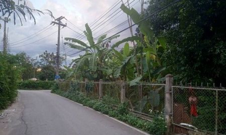 ขายที่ดิน - ขายที่ดิน 451ตรว. 10ลบ. มีรั้วรอบ ถนน น้ำประปา ไฟฟ้า เยื้องปั๊ม ปตท.ถนนต้นยาง ต.หนองผึ้ง อ.สารภี เชียงใหม่