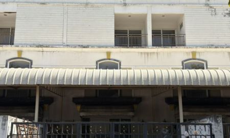 ขายบ้าน - ขายบ้าน ใกล้โรบินสัน สมุทรปราการ ติดถนนแพรกษา