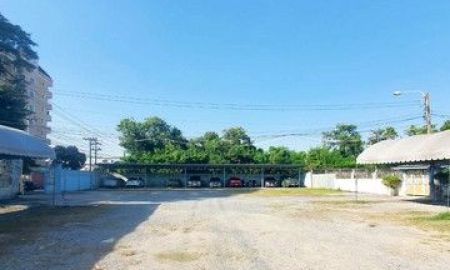 ขายที่ดิน - ขายถูกที่ดินเปล่า ซอยอ่อนนุช54 เข้าซอยมาประมาณ 450 ม. เนื้อที่ 256 ตรว. แปลงที่ดินสวย ทำเลดี แหล่งชุมชน ใกล้รถไฟฟ้าสายสีเหลือง สภานีศรีนุช