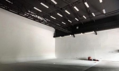 ให้เช่าโรงงาน / โกดัง - โกดัง รามอินทรา9 ให้เช่า ขนาด 337 ตร.ม. 200 ตร.ว. ใกล้ MRTรามอินทรากม.9 มีที่จอดรถกว้าง