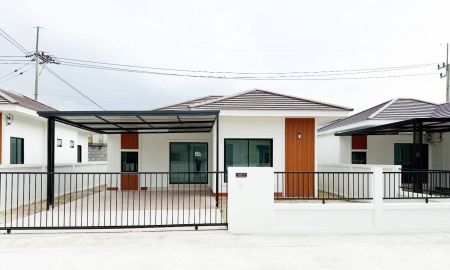 ขายบ้าน - ขายบ้านเดี่ยวสวย มือ1 ชั้นเดียว 3 นอน 2 น้ำ โครงการ : ยู โฮม (U Home) ทำเลทอง ใกล้อมตะ ชลบุรี