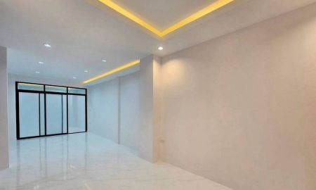 ขายทาวน์เฮาส์ - ขายทาวน์เฮ้าส์ 2 ชั้น หมู่บ้านแก้ววิลล่า ขนาด 21 ตารางวา 3 ห้องนอนใกล้ MRT เพชรเกษม 48 ซอยเพชรเกษม 48 แยก16