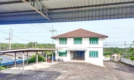 ขายโรงงาน / โกดัง - นิคมอุตสาหกรรม WHA4 3.6กม. 8ไร่ ขาย โรงงาน รร.อนุบาลบ้านแม่น้ำคู้ 2.8 กม ตลาดแยกพวงมาลัย 1.9 กม. 2ชั้น 2,015ตร.ม. รพ.ปลวกแดง ระยอง