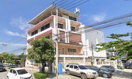 ให้เช่าอาคารพาณิชย์ / สำนักงาน - ม.อัสสัมชัญ เอแบค 1.0 กม.ให้เช่าตึกด้านล่าง 2 คูหา MRT ศรีกรีฑา 900 ม. 30 ตร.วา.120 ตร.ม.ซ.หัวหมาก 15-20 ติดถนนใหญ่ เหมาะกับทำคลีนิกทำฟัน