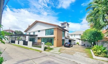 ให้เช่าโรงงาน / โกดัง - บนที่ดินครึ่งไร่ โกดังรีโนเวทใหม่ ใหญ่มาก! นวมินทร์ 22-28 เดอะมอล์บางกะปิ 2ชั้น 5นอน 800ตร.ม.MRT บางกะปิ 2.2 กม. MRTลาดพร้าว101 2.8 กม.