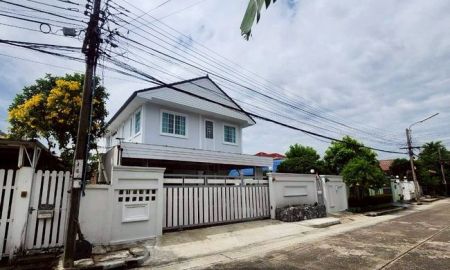 ขายบ้าน - ขายบ้านเดี่ยว หมู่บ้านสัมมากร ซอยรามคําแหง 112 เขตสะพานสูง กรุงเทพมหานคร