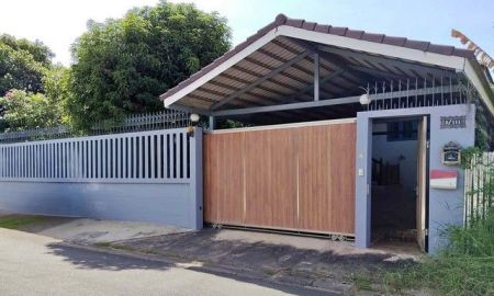 ให้เช่าบ้าน - ให้เช่าบ้านเดี่ยวย่านโชคชัย4 ใกล้ตลาดโชคชัย 4 ,แม็คโคร, โลตัส วังหินและ รร.สตรีวิทยา 2 เนื้อที่ 99 ตร.ว. ถนนสตรีวิทยา2