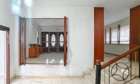 ขายทาวน์เฮาส์ - เอ.ซี.เฮ้าส์ 3 คลอง 4 เนื้อที่ 70.3 ตารางวา 3 ห้องนอน ติดถนนใหญ่ไสวประชาราษฎร์ ใกล้ BTS คูคต ตำบลลาดสวาย อำเภอลำลูกกา จังหวัดปทุมธานี