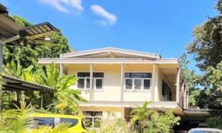 ขายบ้าน - ขายที่ดินพร้อมบ้านขนาด 196 ตร.ว. ซอย ปรีดี พนมยงค์ 37 (สุขุมวิท 71) แขวงพระโขนงเหนือ เขตวัฒนา กรุงเทพฯ ราคา 58,800,000 บาท