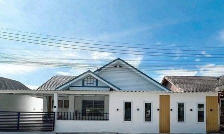 ขายบ้าน - บ้านเดี่ยวชั้นเดียว รีโนเวทใหม่ หมู่บ้านลัดดารมย์ ศรีราชา ใกล้เทศบาลสุรศักดิ์ TP-H1927