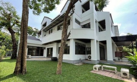 ให้เช่าบ้าน - ให้เช่าบ้านเดี่ยว 200 ตรว. พื้นที่ใช้สอย 550 ตรม.รัชดาภิเษกซอย 19 ใกล้ MRTรัชดาภิเษก 1 กิโลเมตร