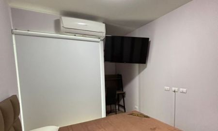 ขายคอนโด - ขายพลัมคอนโดแจ้งวัฒนะ ห้องขนาด 46 ตรม. 2 ห้องนอน 1 ห้องน้ำ เฟส 2 ตึก A ชั้น 7 วิวสระว่ายน้ำ