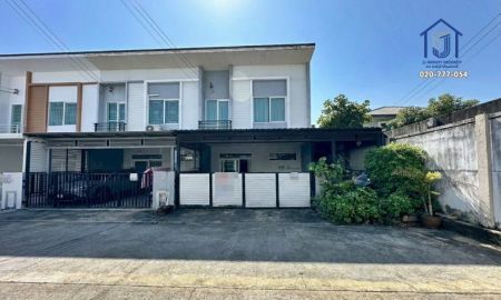 ขายทาวน์เฮาส์ - ขายทาวน์โฮม 2 ชั้น คาซ่า ซิตี้ วัชรพล-เพิ่มสิน หลังริม ใกล้ทางด่วนฉลองรัช รถไฟฟ้าสายสีเขียว