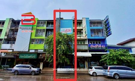 ขายอาคารพาณิชย์ / สำนักงาน - อาคารพาณิชย์ ติดถนนลาดพร้าว-วังหิน (ใกล้วัดลาดพร้าว) เนื้อที่ 17 ตรว. แขวงลาดพร้าว เขตลาดพร้าว