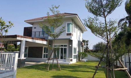 ขายบ้าน - ขายบ้านเดี่ยวหลังมุม พื้นที่เยอะ ขนาด117ตรว หมู่บ้านภัทรทรัพย์ ถนนราชดำริห์ อำเภอเมือง เพชรบุรี.