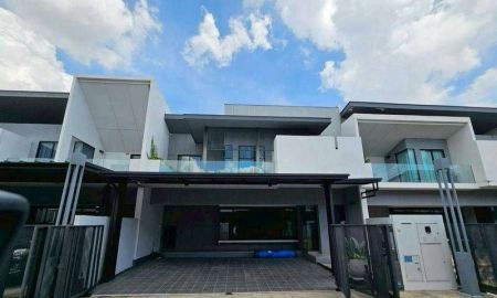 ให้เช่าบ้าน - ให้เช่า . บ้านหรูสไตล์ Loft 3 ห้องนอน 4 ห้องน้ำ เฟอร์ครบ พร้อมอยู่