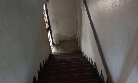 ขายบ้าน - ขายทาวน์เฮ้าส์ 2 ชั้น พร้อมอยู่ ทำเลดี ใกล้แหล่งชุมชนและการคมนาคม