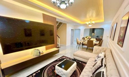 ขายทาวน์เฮาส์ - พฤกษา 64/1 (รังสิต-คลอง3) ใกล้ฟิวเจอร์ปาร์ครังสิต เนื้อที่ 25.1 ตารางวา 3 ห้องนอน ถนนรังสิต-นครนายก ตำบลคลองสาม อำเภอคลองหลวง ปทุมธานี